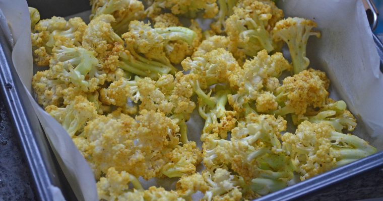 Panierter Blumenkohl aus dem Backofen