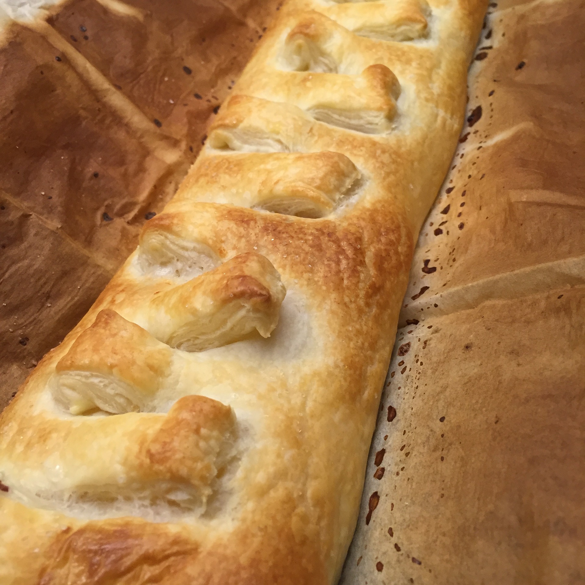 Schinken – Tomaten – Mozzarella – Strudel